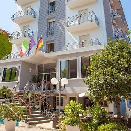 Hotel New Castle Cesenatico Ngoại thất bức ảnh