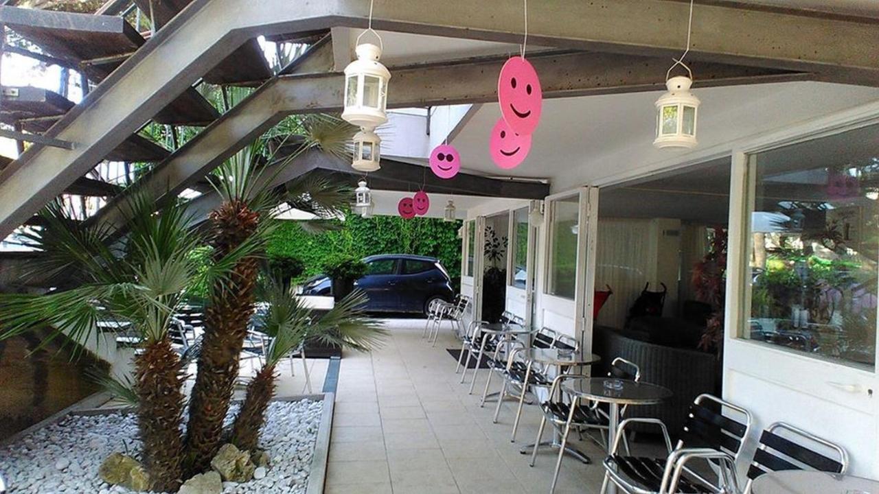 Hotel New Castle Cesenatico Ngoại thất bức ảnh
