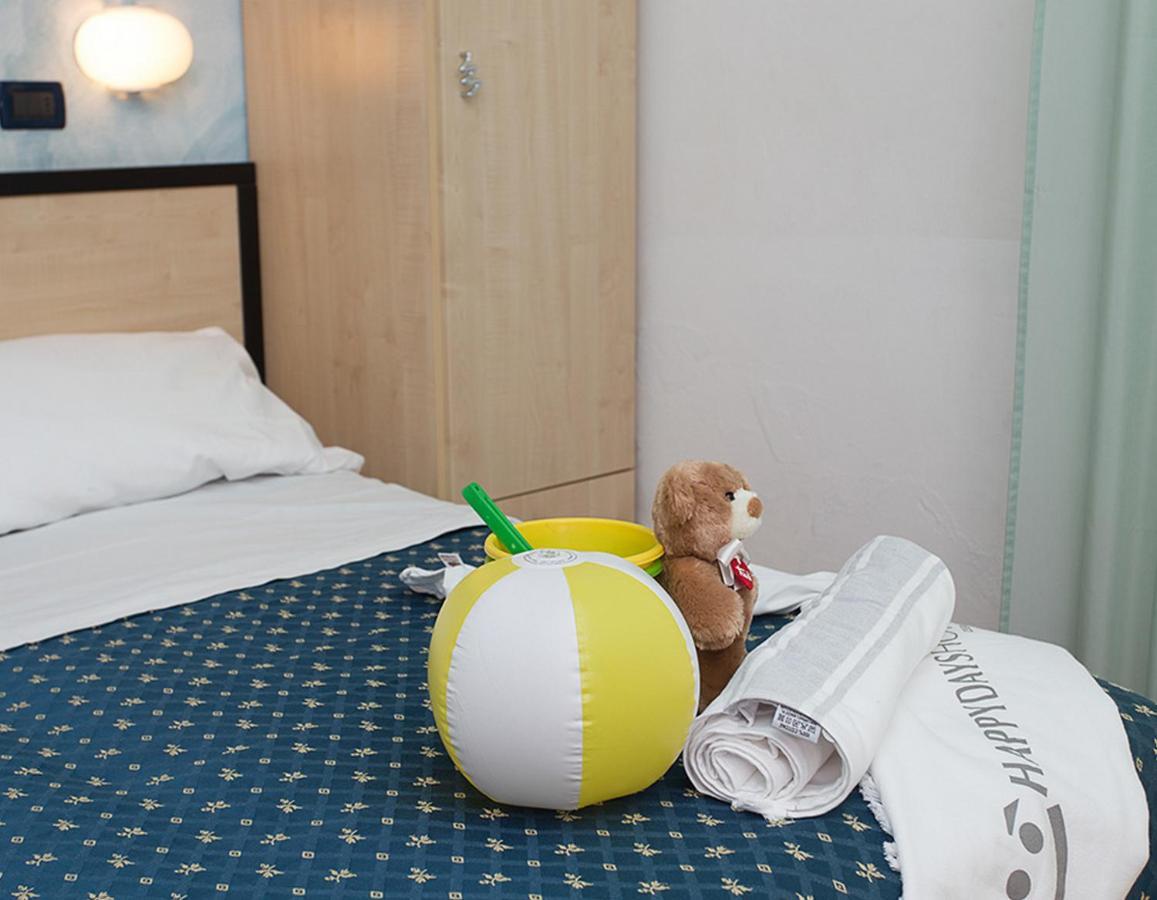 Hotel New Castle Cesenatico Ngoại thất bức ảnh