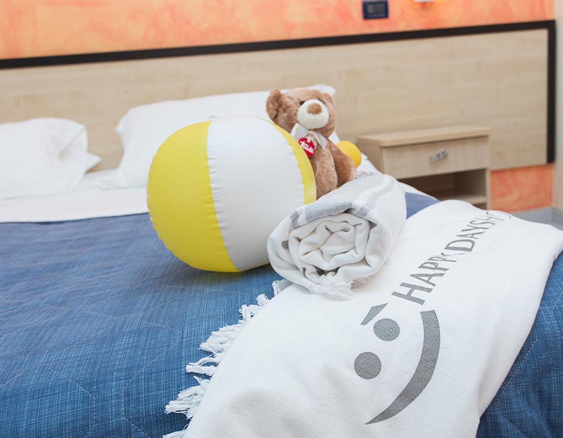 Hotel New Castle Cesenatico Ngoại thất bức ảnh